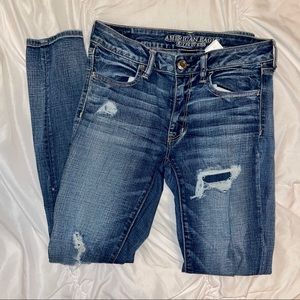 American Eagle distressed jegging jeans